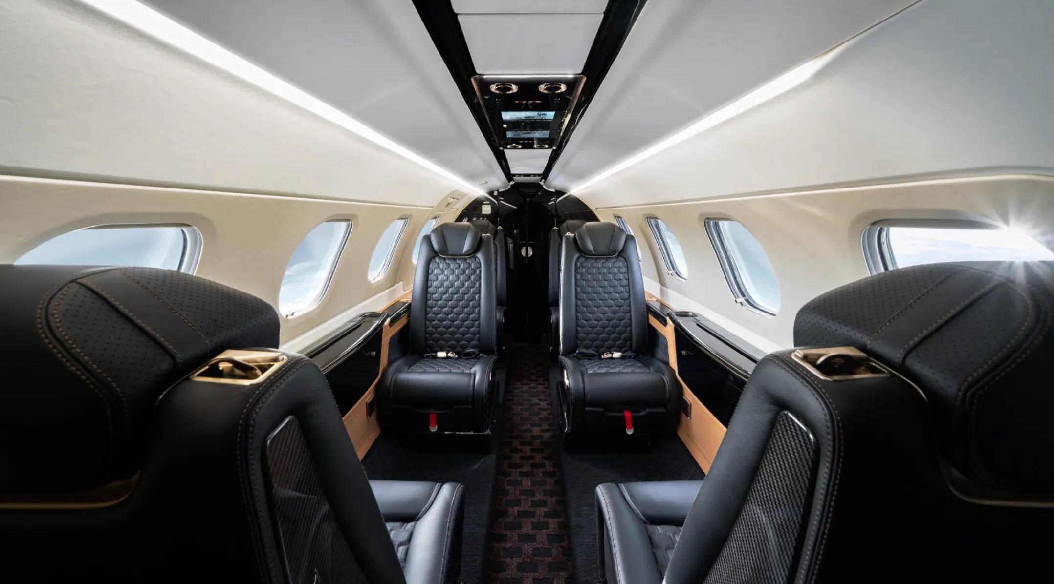 Phenom 300 interior